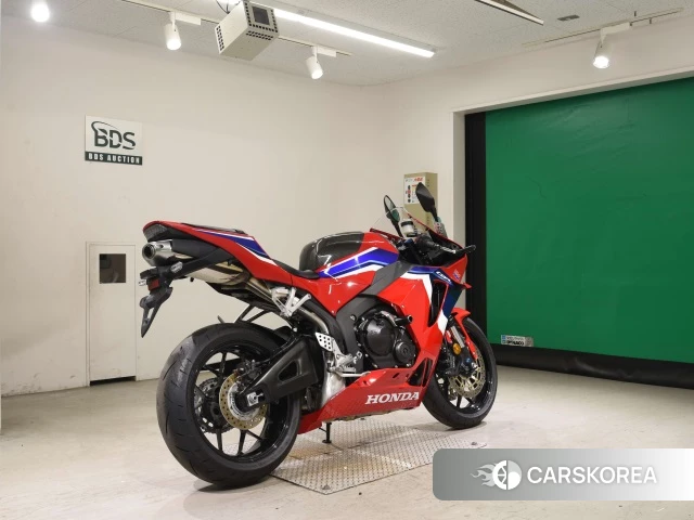 Проданный Honda CBR600RR 2021 из Японии, фото 2