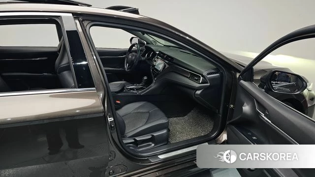 Toyota Camry (XV70) id 4370896 из Кореи 18