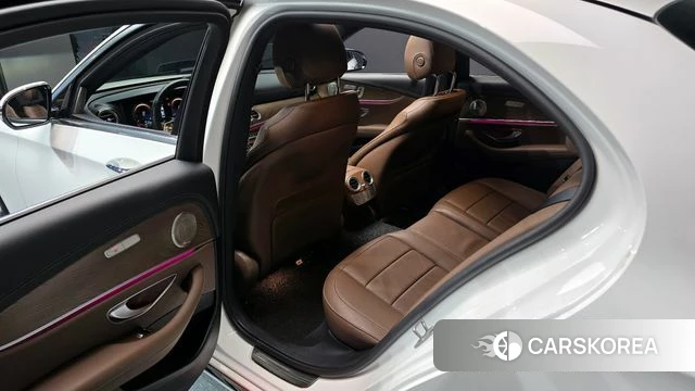 Mercedes-Benz E-Class W213 id 4268309 из Кореи 18