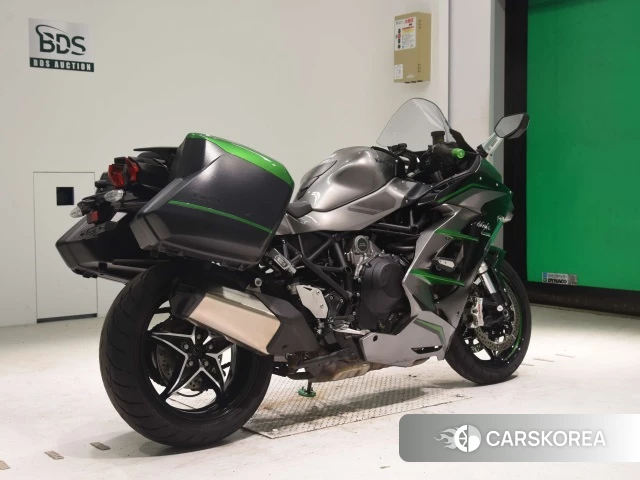 Проданный Kawasaki NINJA H2 SX SE plus 2019 из Японии, фото 2
