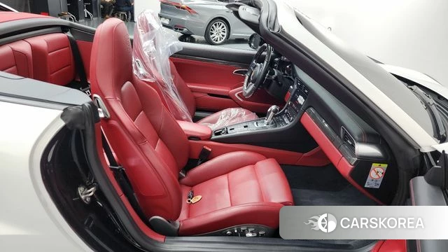 Porsche 911 id 4345531 из Кореи 18