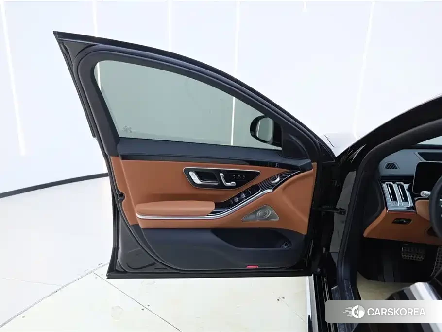 Mercedes-Benz S-Class id 4545902 из Китая 18