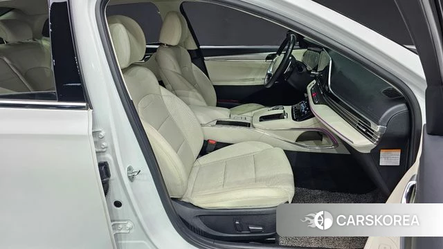 Hyundai The New Grandeur IG Hybrid id 4624660 из Кореи 18
