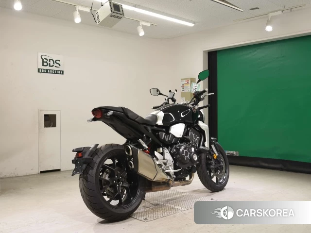 Проданный Honda CB1000R 2018 из Японии, фото 2