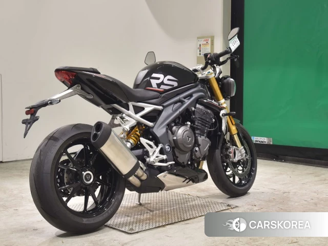 Проданный Triumph SPEED TRIPLE RS 2022 из Японии, фото 2