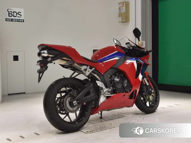 Проданный Honda CBR600RR 2021 из Японии, фото 2