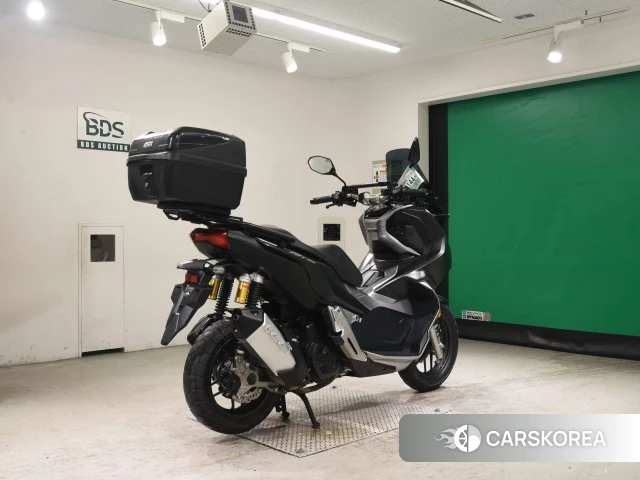 Проданный Honda ADV150 2019 из Японии, фото 2