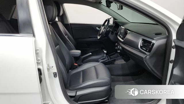 Kia Stonic id 4596468 из Кореи 18