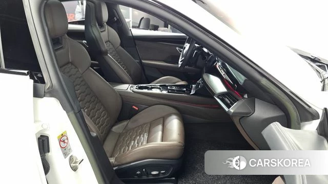 Audi e-Tron GT id 4443630 из Кореи 18