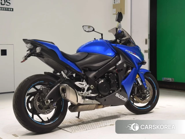 Проданный Suzuki GSX-S1000F 2015 из Японии