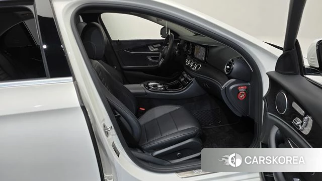 Mercedes-Benz E-Class W213 id 4677151 из Кореи 18