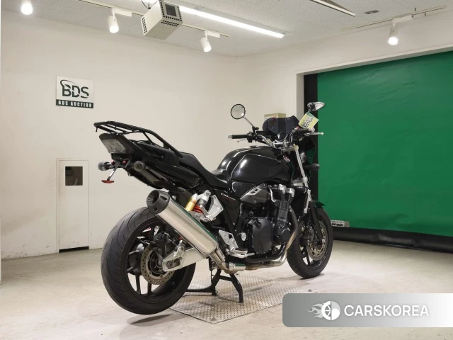 Проданный Honda CB1300SF 2016 из Японии, фото 2