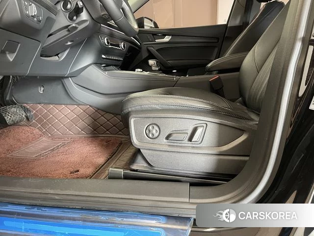 Audi Q5L id 4212464 из Китая 18