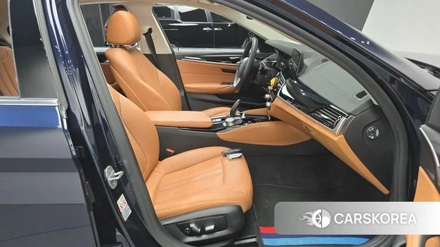 BMW 5 Series (G30) id 4683930 из Кореи 18