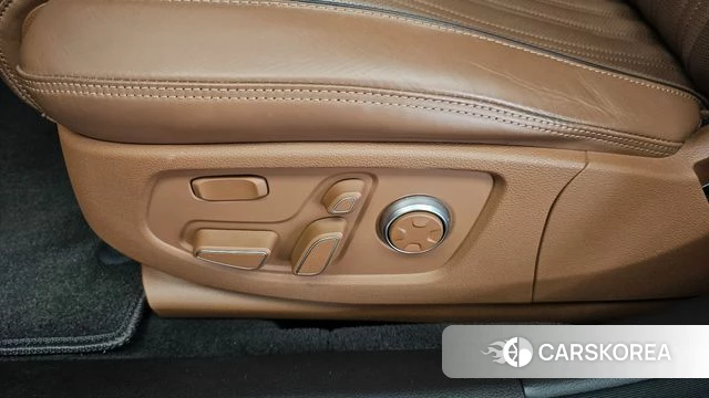 Genesis G90 id 4465298 из Кореи 18