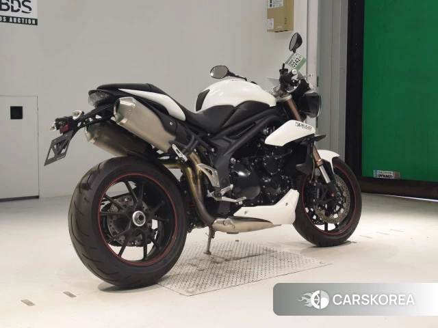 Проданный Triumph SPEED TRIPLE 2015 из Японии, фото 2
