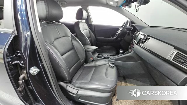 Kia Niro id 4944101 из Кореи 18