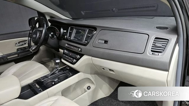 Kia All New Carnival id 4251303 из Кореи 18