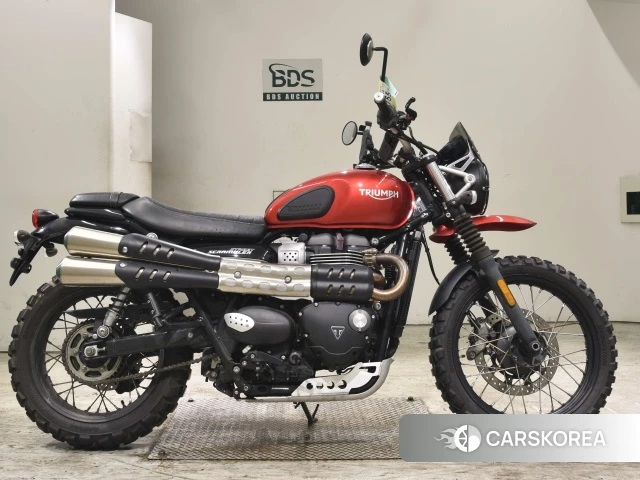 Triumph STREET SCRAMBLER id 3946675 из Японии 18