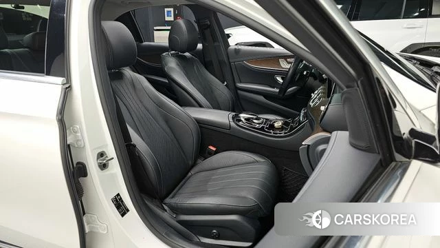 Mercedes-Benz E-Class W213 id 4429959 из Кореи 18