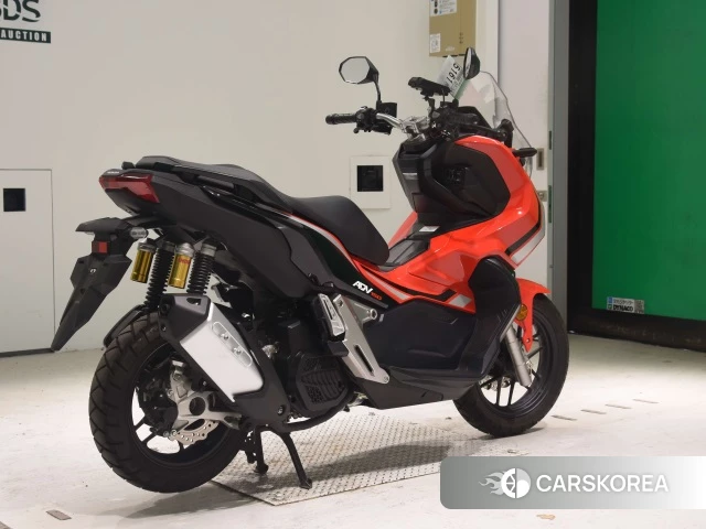Проданный Honda ADV150 2019 из Японии