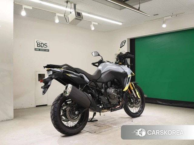 Проданный Suzuki V-STROM 800DE 2023 из Японии, фото 2