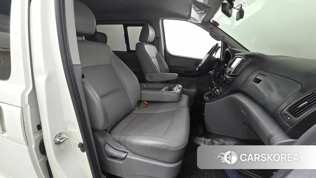Hyundai The New Grand Starex id 4937262 из Кореи 18