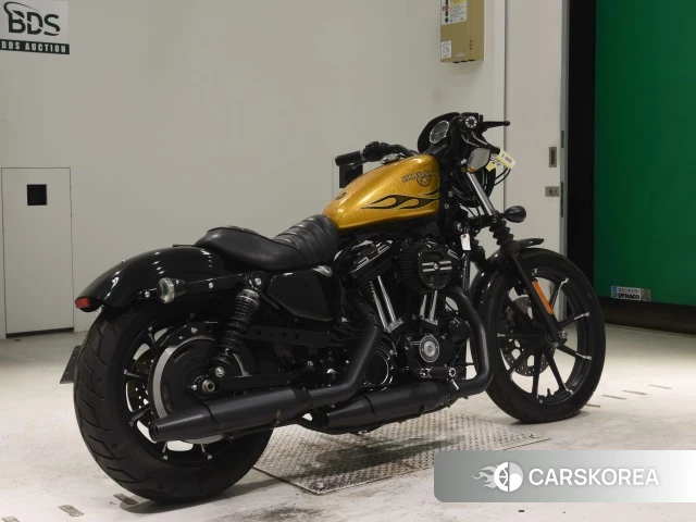 Проданный Harley-Davidson Sportster XL883N 2016 из Японии, фото 2