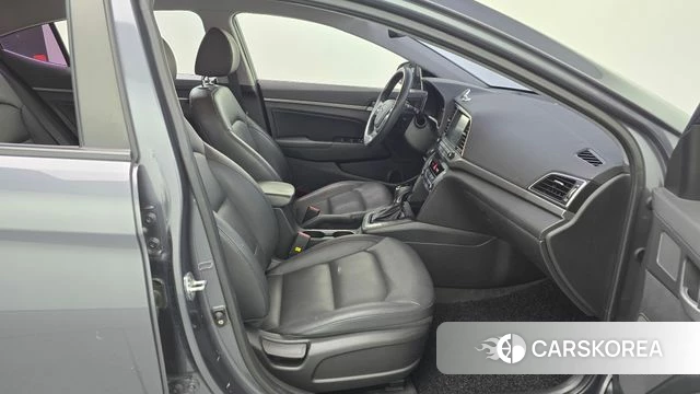 Hyundai Avante AD id 4508698 из Кореи 18