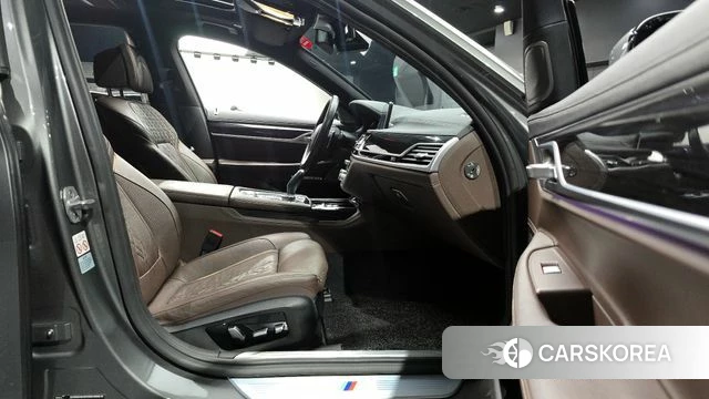 BMW 7 Series (G11) id 4411435 из Кореи 18