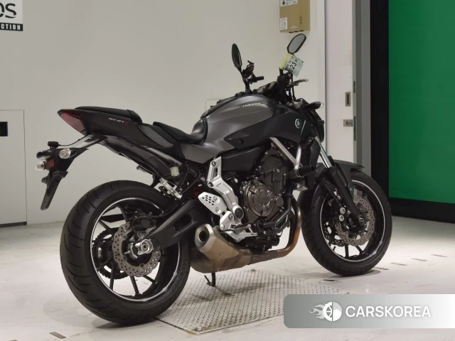 Проданный Yamaha MT-07 2016 из Японии, фото 2