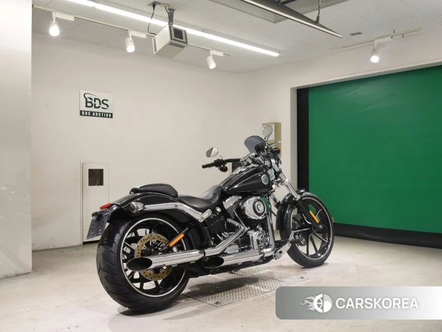 Проданный Harley-Davidson Softail Breakout FXSB 2015 из Японии, фото 2