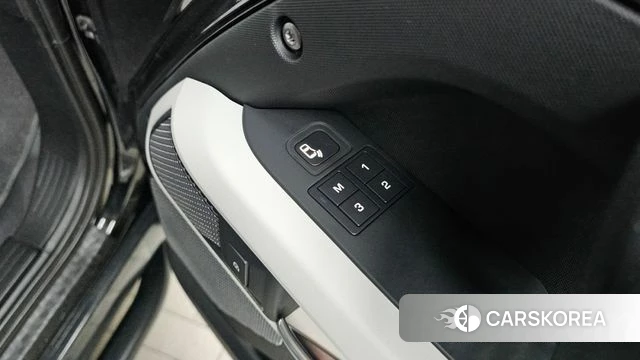 Land Rover Defender (L663) id 4187054 из Кореи 18