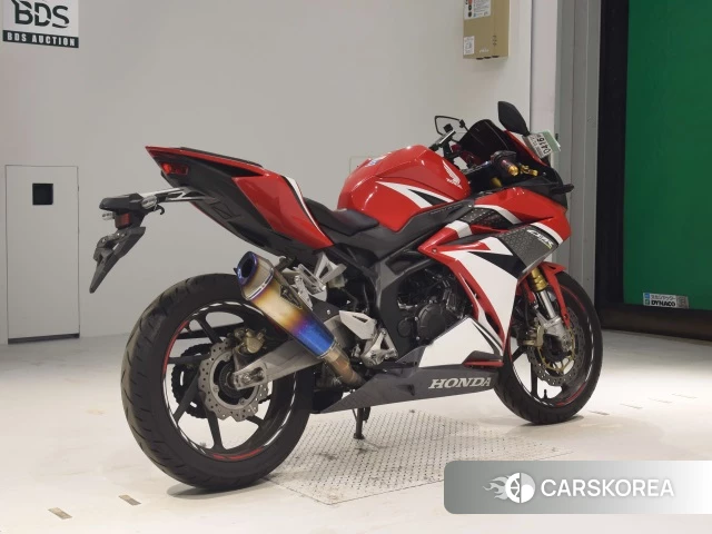Проданный Honda CBR250RR ABS 2017 из Японии