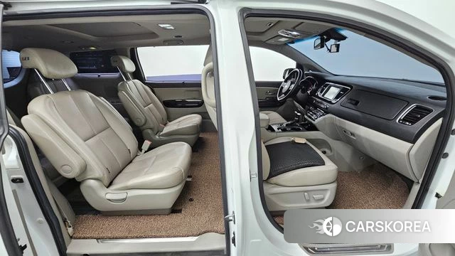 Kia The New Carnival id 4339347 из Кореи 18