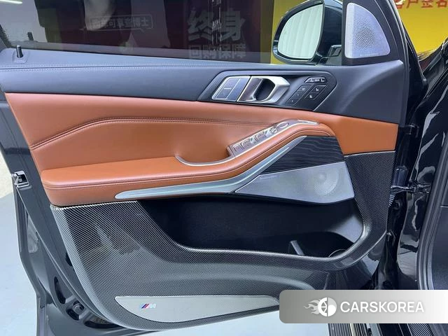 BMW X7 id 4253468 из Китая 18