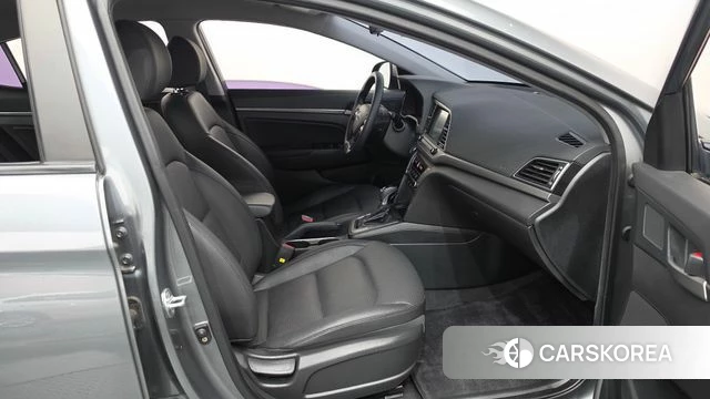 Hyundai Avante AD id 4672839 из Кореи 18