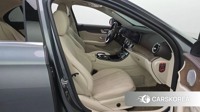 Mercedes-Benz E-Class W213 id 4225812 из Кореи 18