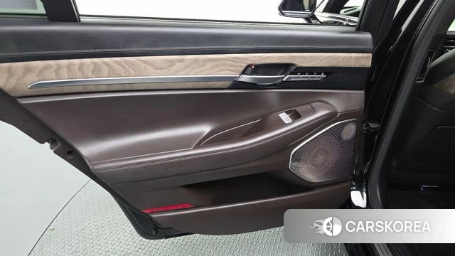 Genesis G90 id 4285139 из Кореи 18