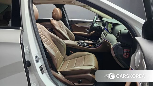 Mercedes-Benz E-Class W213 id 4698814 из Кореи 18