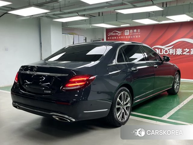 Mercedes-Benz E-class id 3901936 из Китая 18