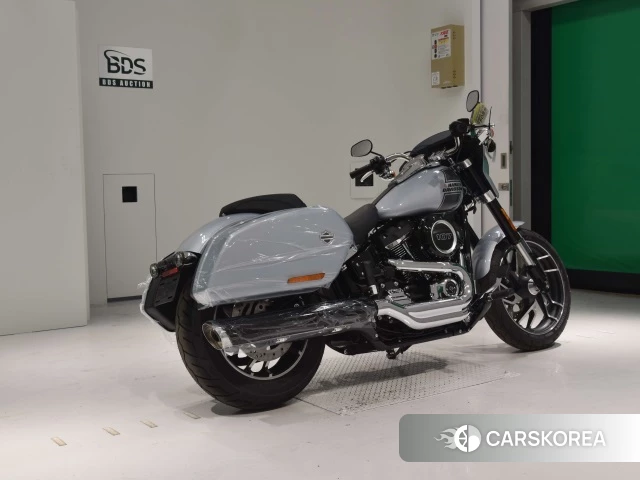 Проданный Harley-Davidson Softail Sport Glide FLSB1750 2023 из Японии, фото 2