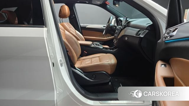 Mercedes-Benz GLE - Class W166 id 4269355 из Кореи 18