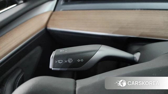 Tesla Model Y id 4201329 из Кореи 18