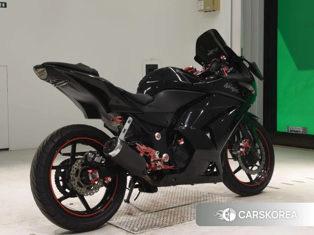 Проданный Kawasaki NINJA 400R 2011 из Японии, фото 2