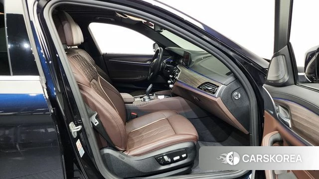 BMW 5 Series (G30) id 4224924 из Кореи 18