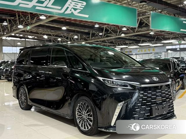 Lexus LM id 4272242 из Китая 18