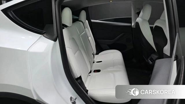 Tesla Model Y id 4579054 из Кореи 18