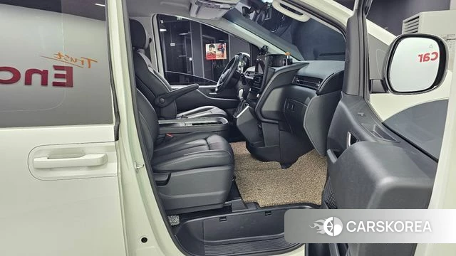 Hyundai Staria id 4360640 из Кореи 18