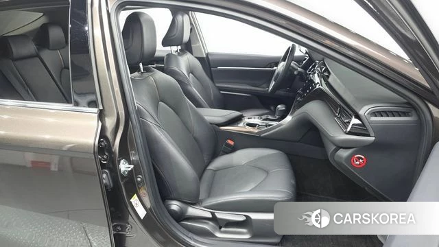 Toyota Camry (XV70) id 4642827 из Кореи 18